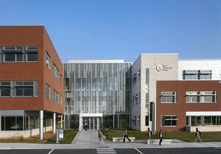 Elgin Community College — Health and Life Science Building