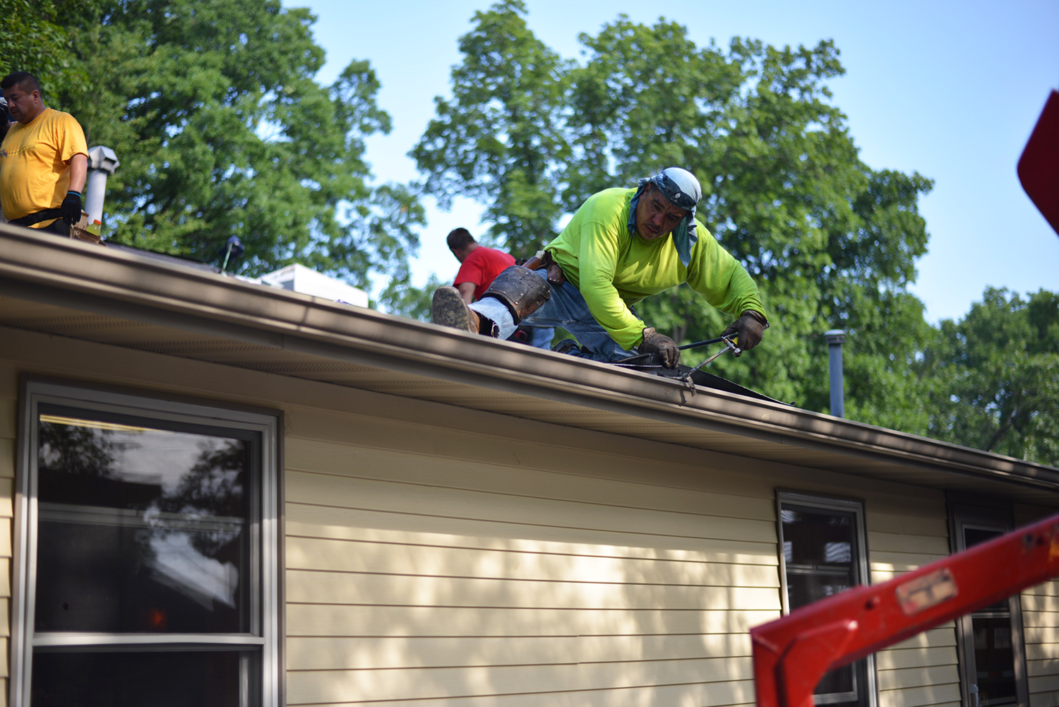 Roofers Local 11 volunteer at Shady Oakes camp