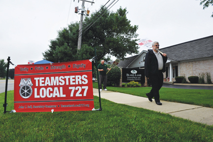 funeral directors picket
